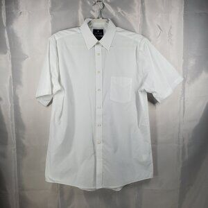 Stafford Travel Easy Care Broadcloth Short Sleeve Button Up White Shirt Mn Sz 16